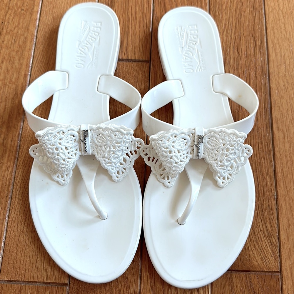 Salvatore Ferragamo Jelly Sandals Size 8